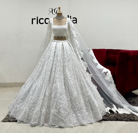 HEAVY BEADING WHITE LEHENGA