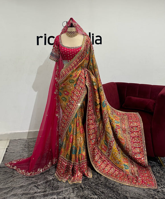 MUTLICOLOR SAREE WITH VIEL