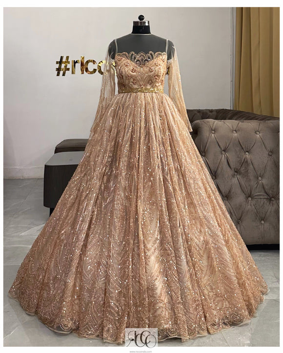 GOLD GOWN