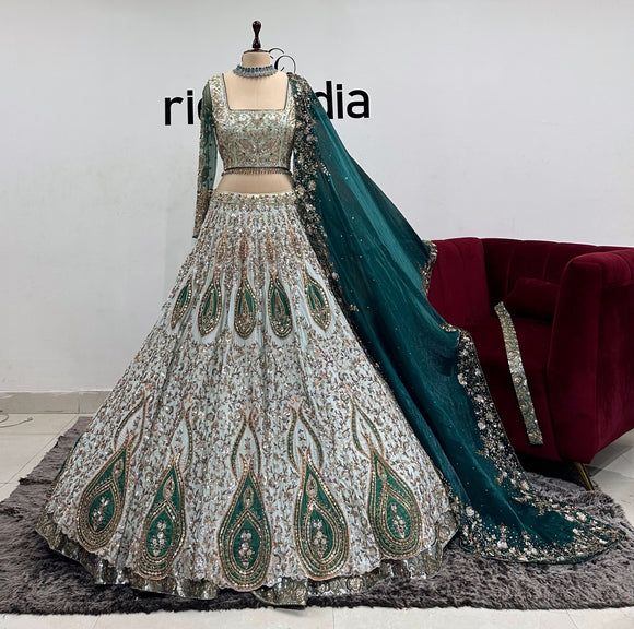 GREEN PANEL WORK LEHENGA
