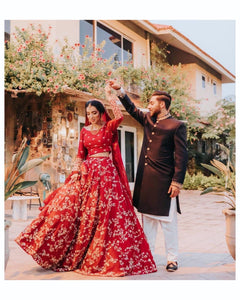 Wedding lehenga red and gold discount