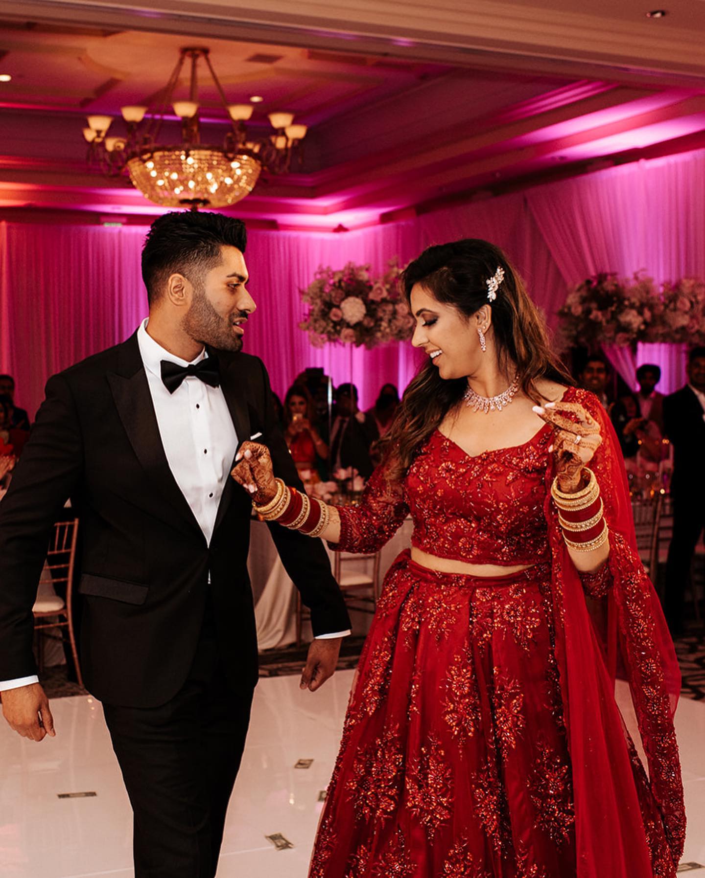 Red lehenga hotsell for reception