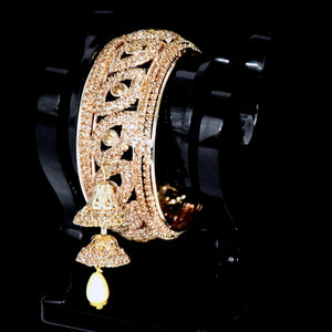 BANGLE HO 596