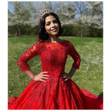 Flared ball-gown in red