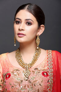 Kundan Necklace & Earring Set