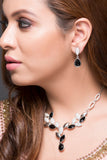 Diamond look necklace with black swarovski stones