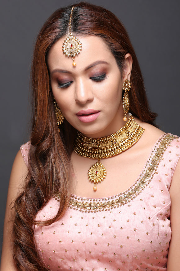 Gold big choker necklace