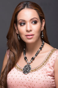 Western Necklace With Silver & Black Beads