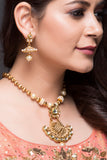 Pendant style necklace