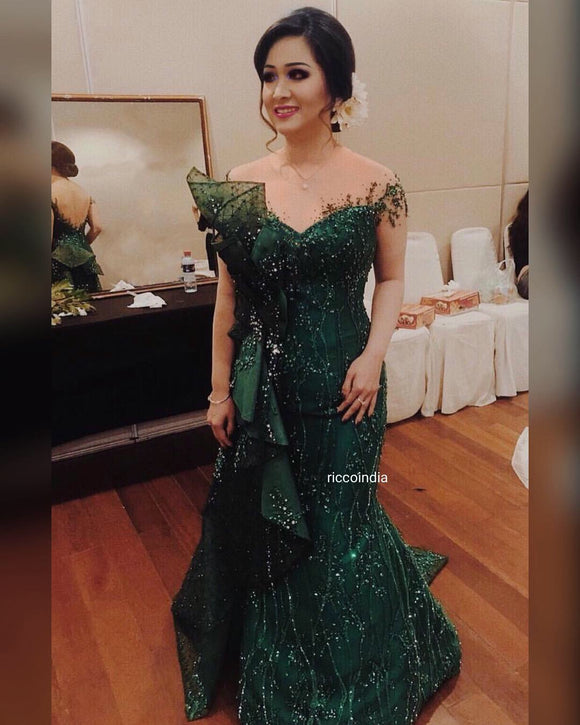 Structured Emerald green cocktail gown